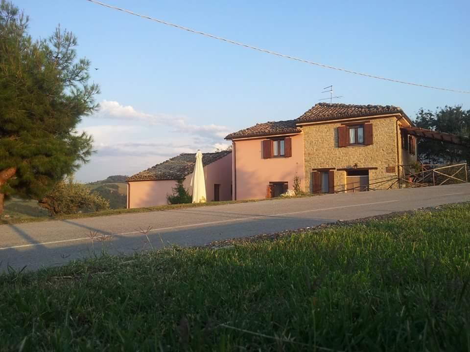La Via Del Parco Villa Arsita Eksteriør billede
